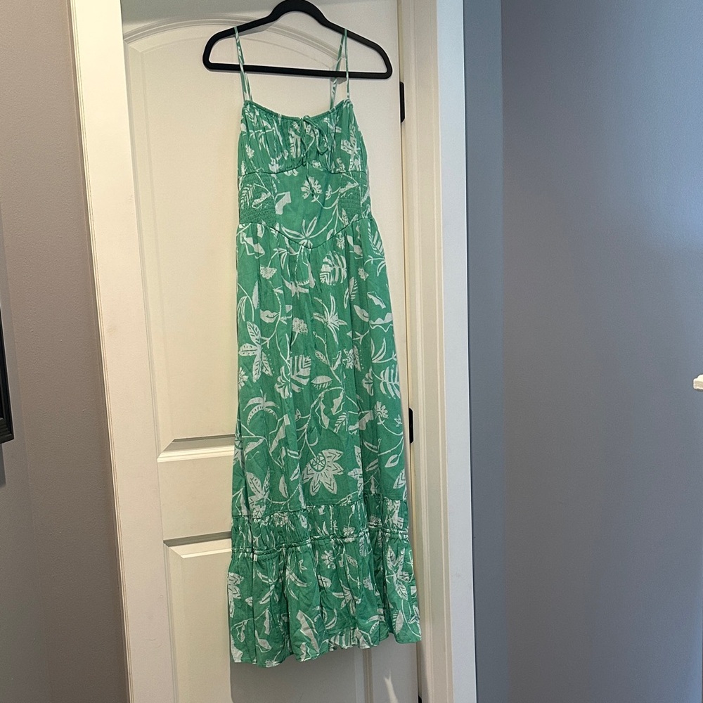 American Eagle Outfitters Green and White Floral Maxi Dress - Picture 2 of 4